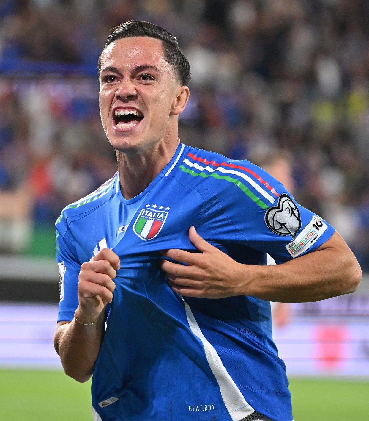 赛地聚焦——意大利杯今晚热度飙升，上海海港强势反弹，气氛紧张，赛季目标并未改变的简单介绍