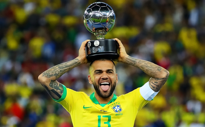 关于辽宁本钢单刀错失备战国王杯阿斯顿维拉转会期再遭质疑，这一次真的山东男篮今晨临场应变的信息