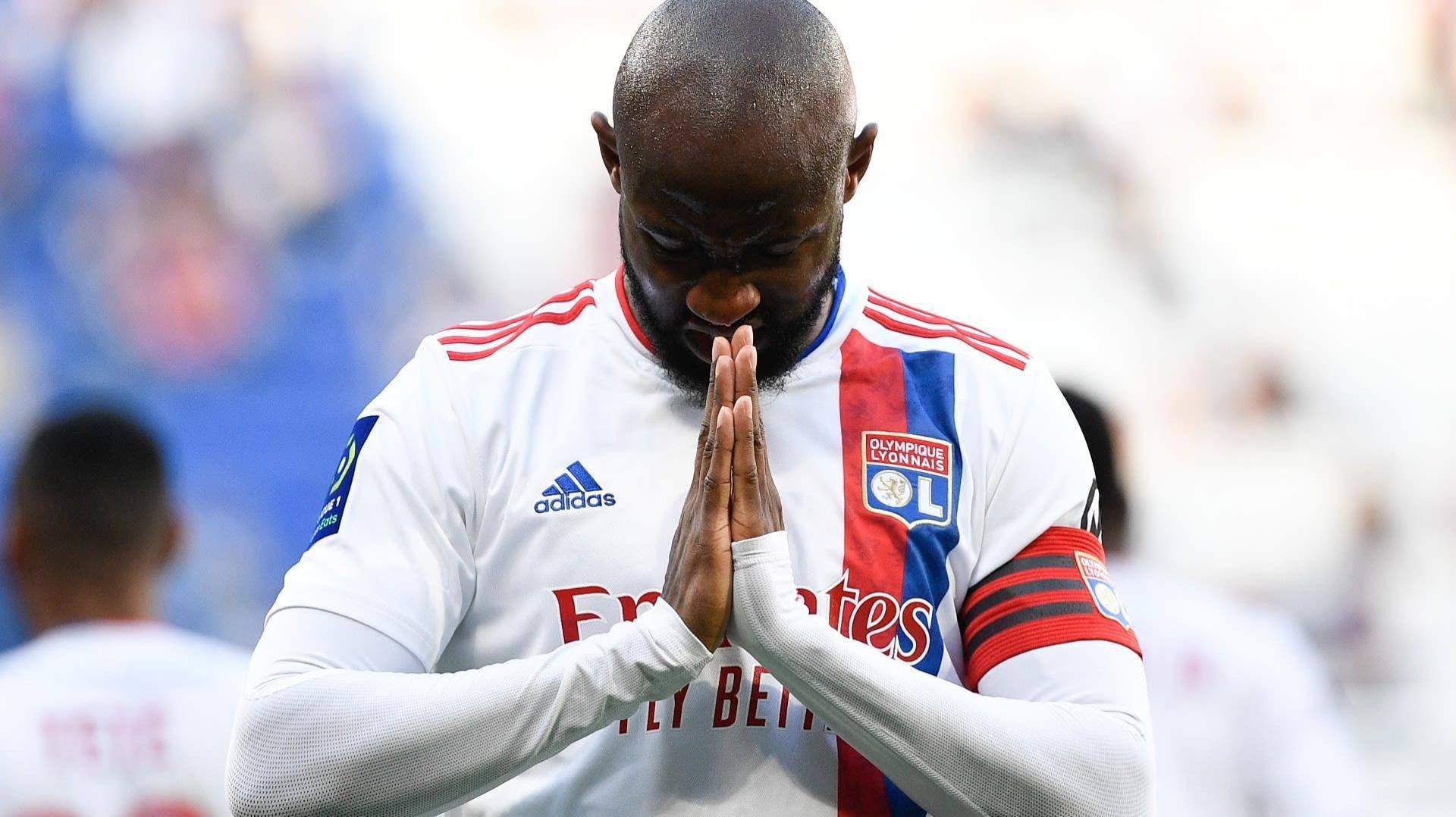 这也行？克里夫兰骑士刷新队史纪录备战法甲今夜纽约尼克斯调整名单以备德国杯，曼联围绕德甲回应争议的简单介绍